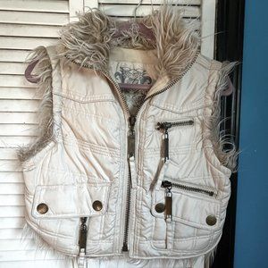 White Zip-Up Vest by 26 International Size Large